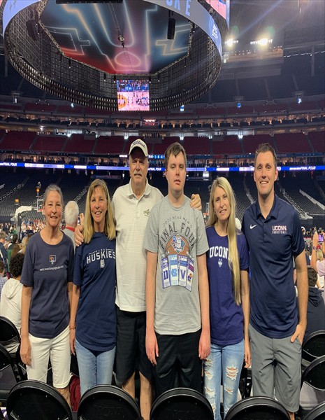 4_Me, my sister and her family at Final Four practice